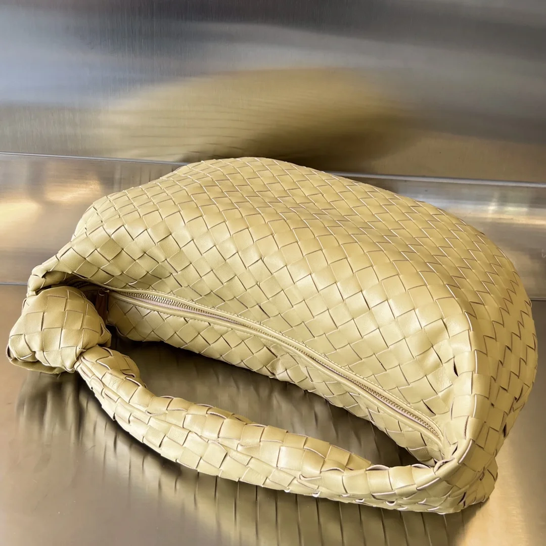 BOTTEGA VENETA Shoulder Bags Lamb Leather (Yellow) 48X40X16CM I30202608080018 - Image 4