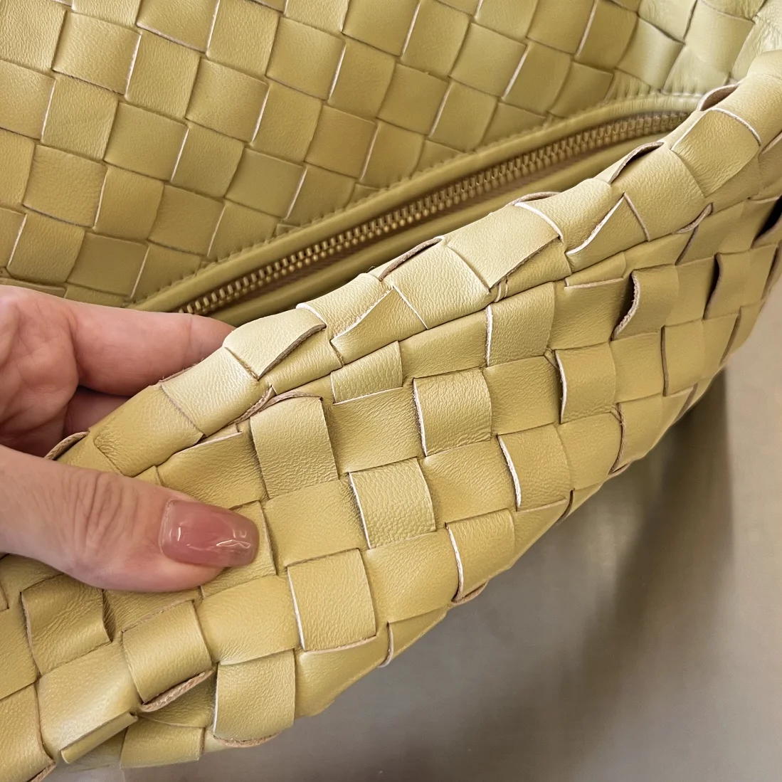 BOTTEGA VENETA Shoulder Bags Lamb Leather (Yellow) 48X40X16CM I30202608080018 - Image 9