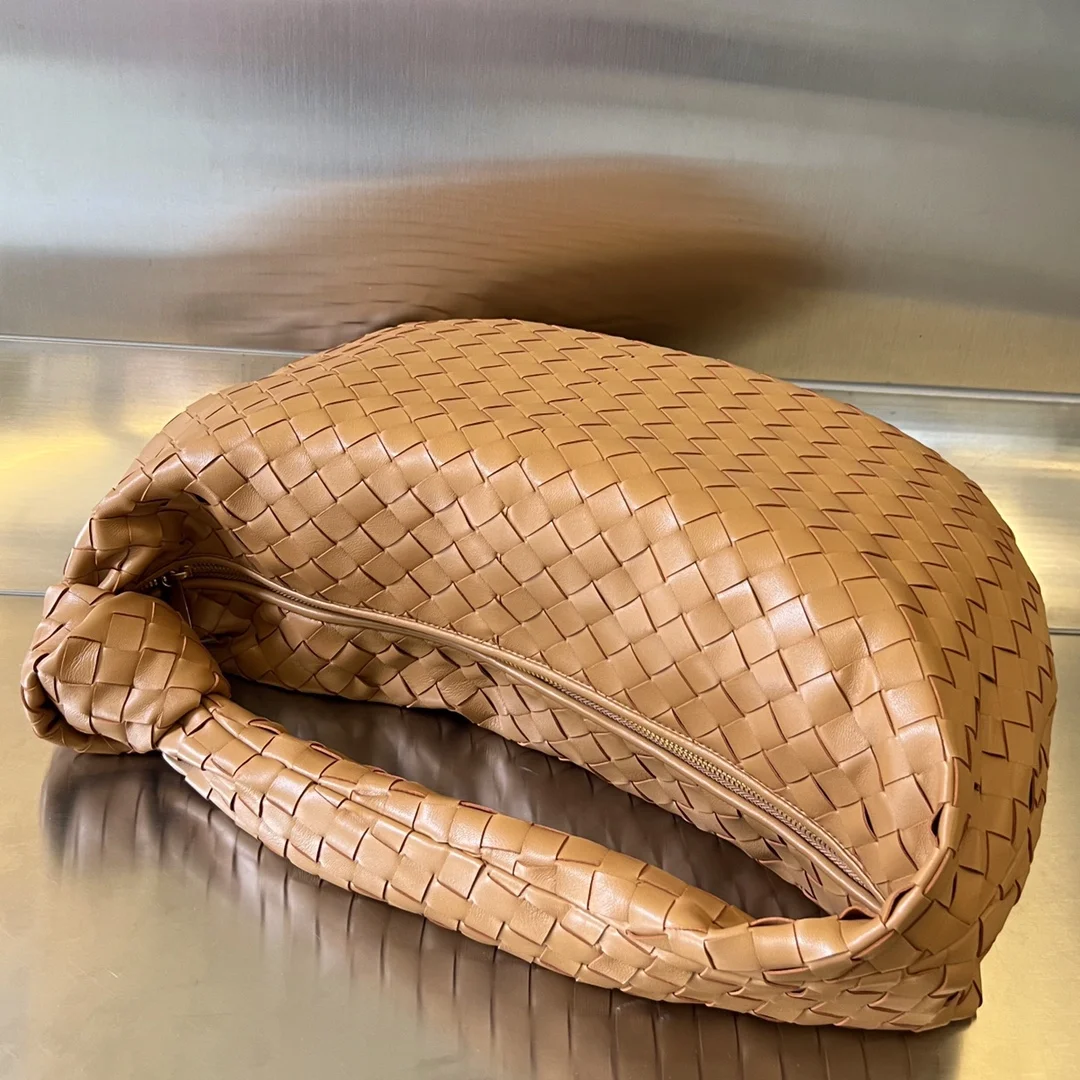 BOTTEGA VENETA Shoulder Bags Lambskin Leather (Brown) 48X40X16 I30202608080017 - Image 4