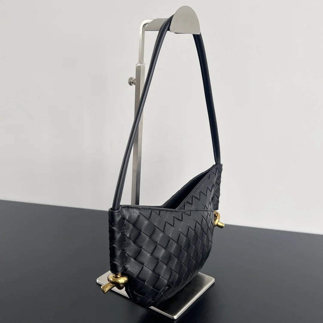 BOTTEGA VENETA Shoulder Bags Leather (Black-Gold) 28X18X5CM H30202608080069 - Image 2
