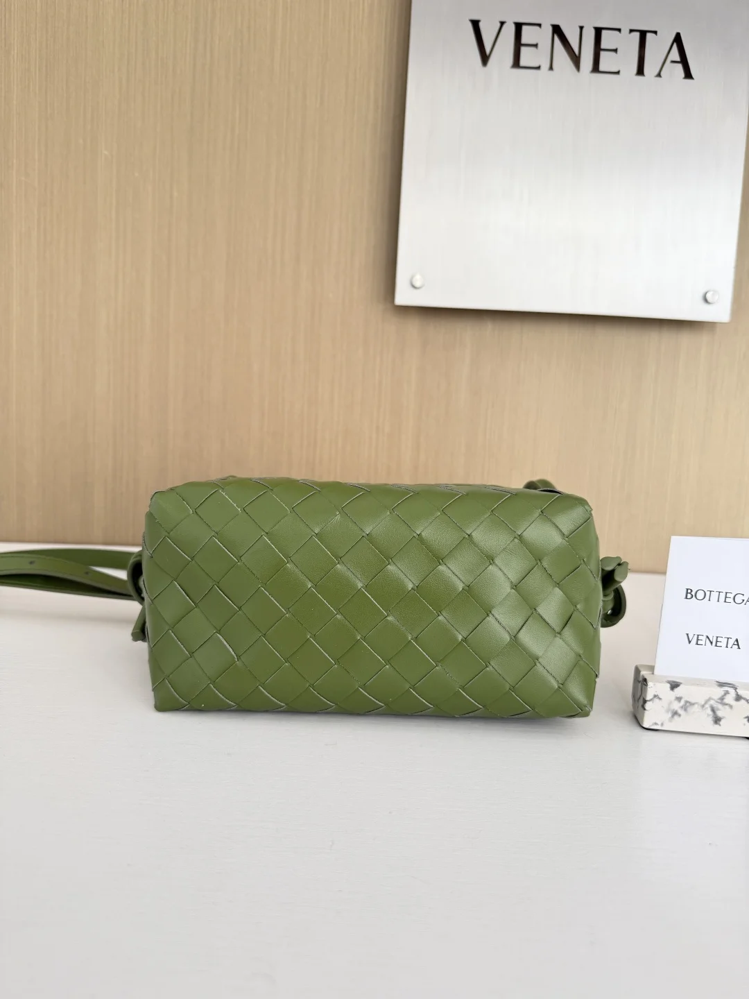 BOTTEGA VENETA Shoulder Bags Leather (Green) 19X12X9CM F80202608080143 - Image 2
