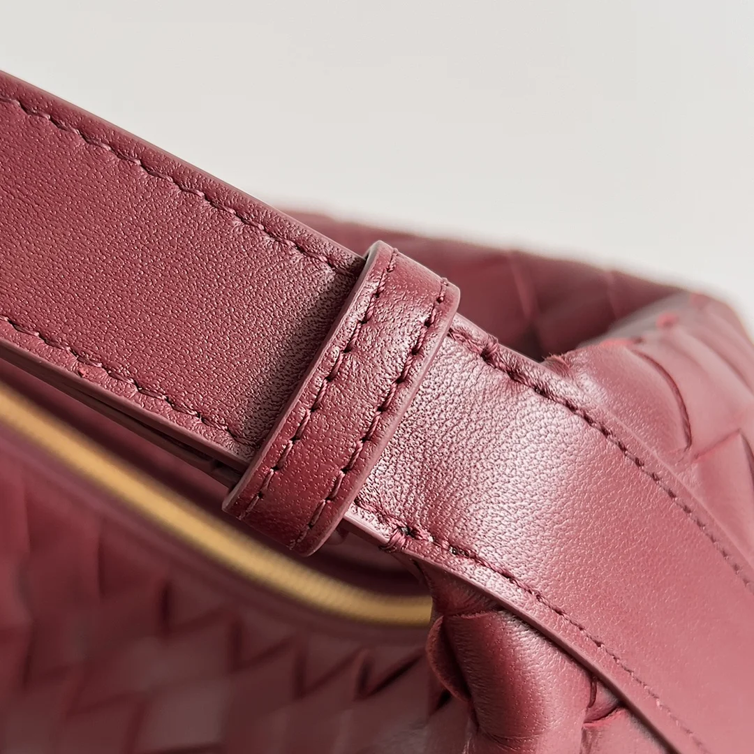 BOTTEGA VENETA Shoulder Bags Nappa Lambskin (Burgundy) 22X13X9 F80202608080235 - Image 4