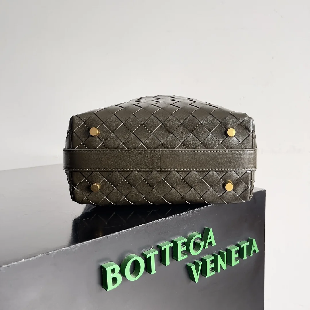 BOTTEGA VENETA Shoulder Bags Nappa Lambskin (Green-Gold) 22X13X9CM F80202608080232 - Image 3