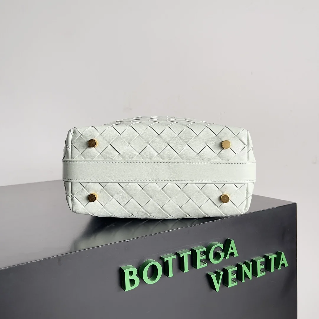 BOTTEGA VENETA Shoulder Bags Nappa Lambskin (Mintgreen-Gold) 22X13X9 F80202608080200 - Image 3