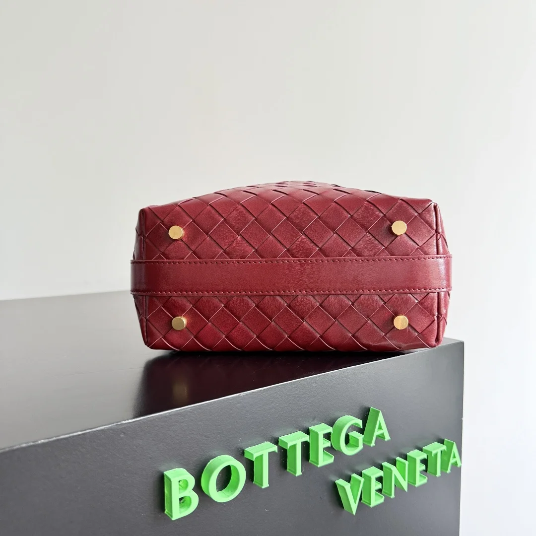 BOTTEGA VENETA Shoulder Bags Nappa Lambskin (Red) 22X13X9CM F80202608080227 - Image 3