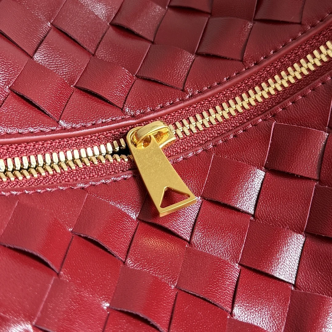 BOTTEGA VENETA Shoulder Bags Nappa Lambskin (Red) 22X13X9CM F80202608080227 - Image 5