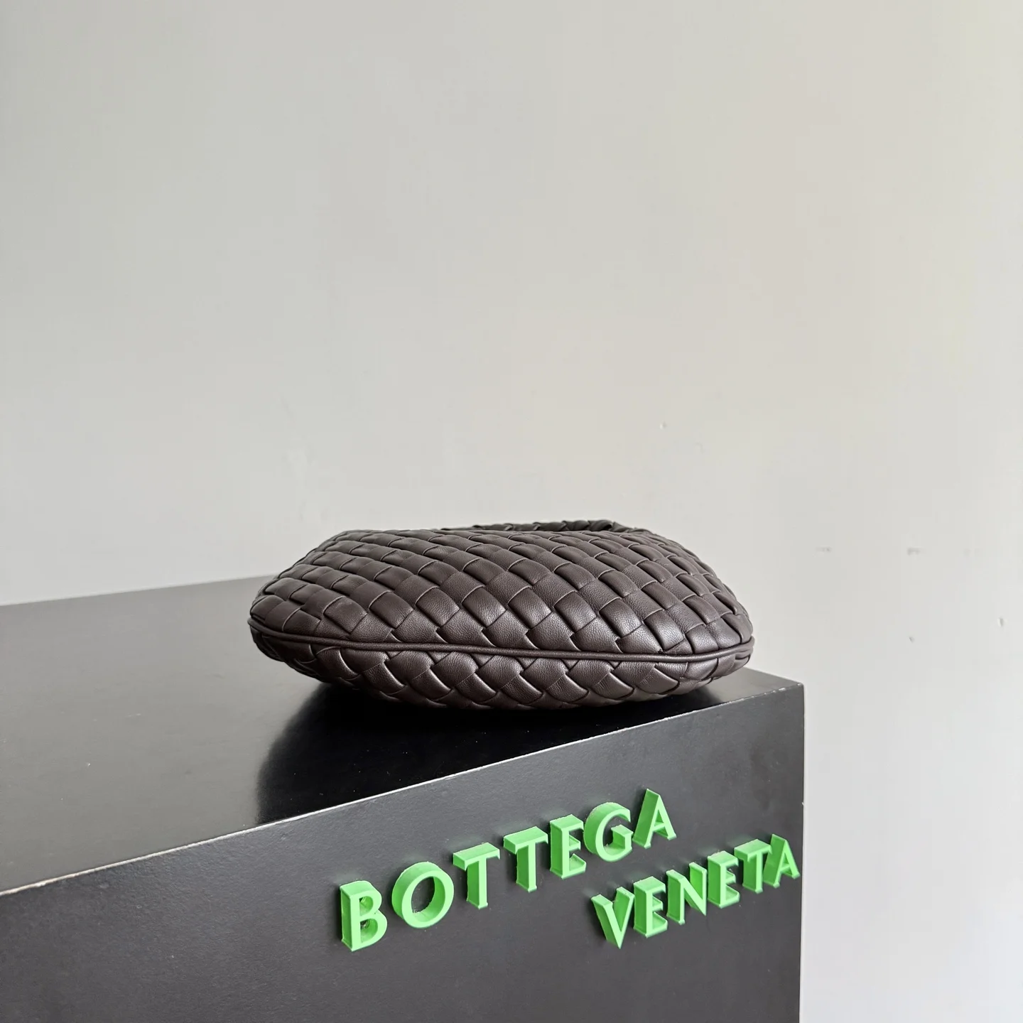BOTTEGA VENETA Shoulder Bags Nappa Leather (Brown) 26X22X5CM G30202608080431 - Image 3
