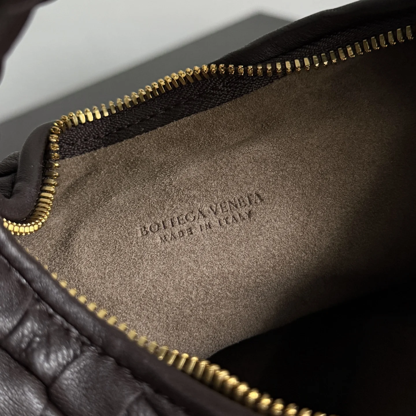 BOTTEGA VENETA Shoulder Bags Nappa Leather (Brown) 26X22X5CM G30202608080431 - Image 7