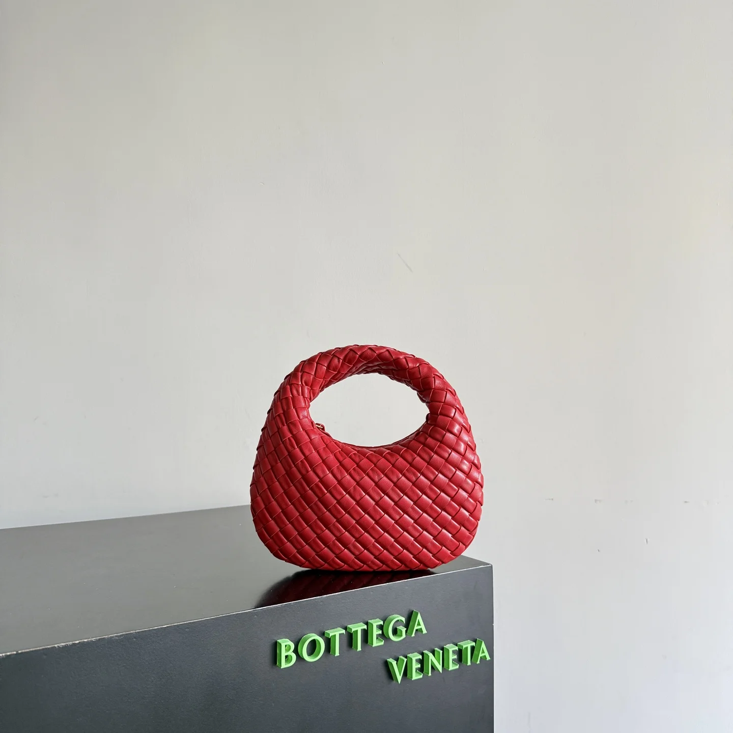 BOTTEGA VENETA Shoulder Bags Nappa Leather (Red) 26X22X5CM H30202608080433