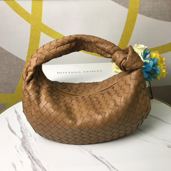BOTTEGA VENETA Shoulder Bags Woven Lambskin (Brown) 40X48X16CM I30202608080083