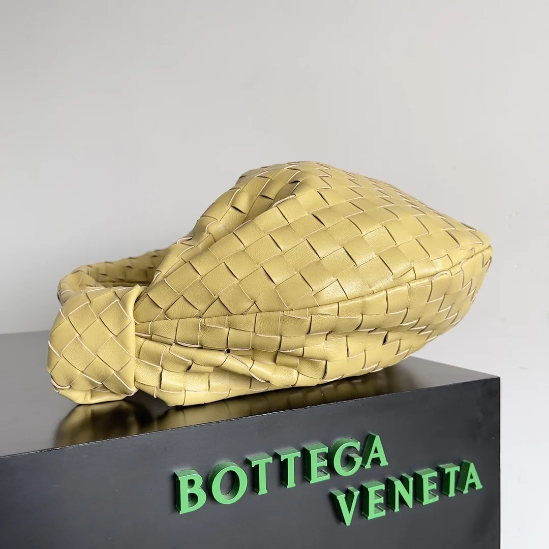 BOTTEGA VENETA Shoulder Bags Woven Leather (Yellow) 48X40X16CM I30202608080032 - Image 3