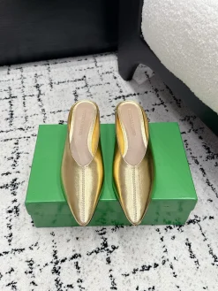 BOTTEGA VENETA Slides Calf Leather EU35-42 C10202608030567