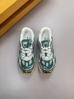 Alternative view of BOTTEGA VENETA Sneakers B40202608031374
