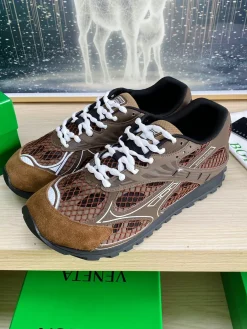 Alternative view of BOTTEGA VENETA Sneakers Mesh Rubber EU35-47 B40202608031367