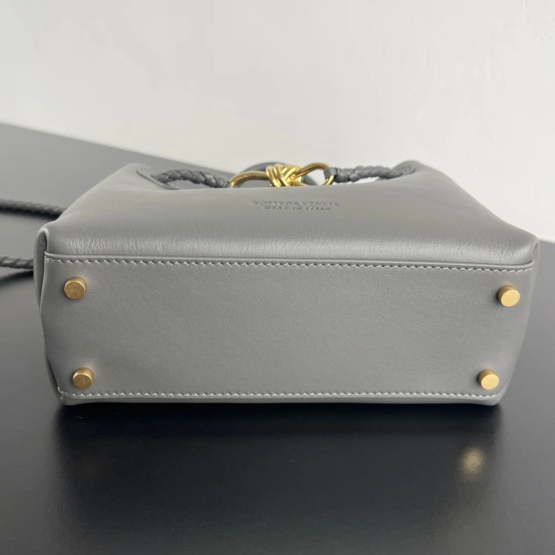 BOTTEGA VENETA Top Handle Bags Calf Leather (Grey-Gold) 25X22X10 A080202608080853 - Image 4