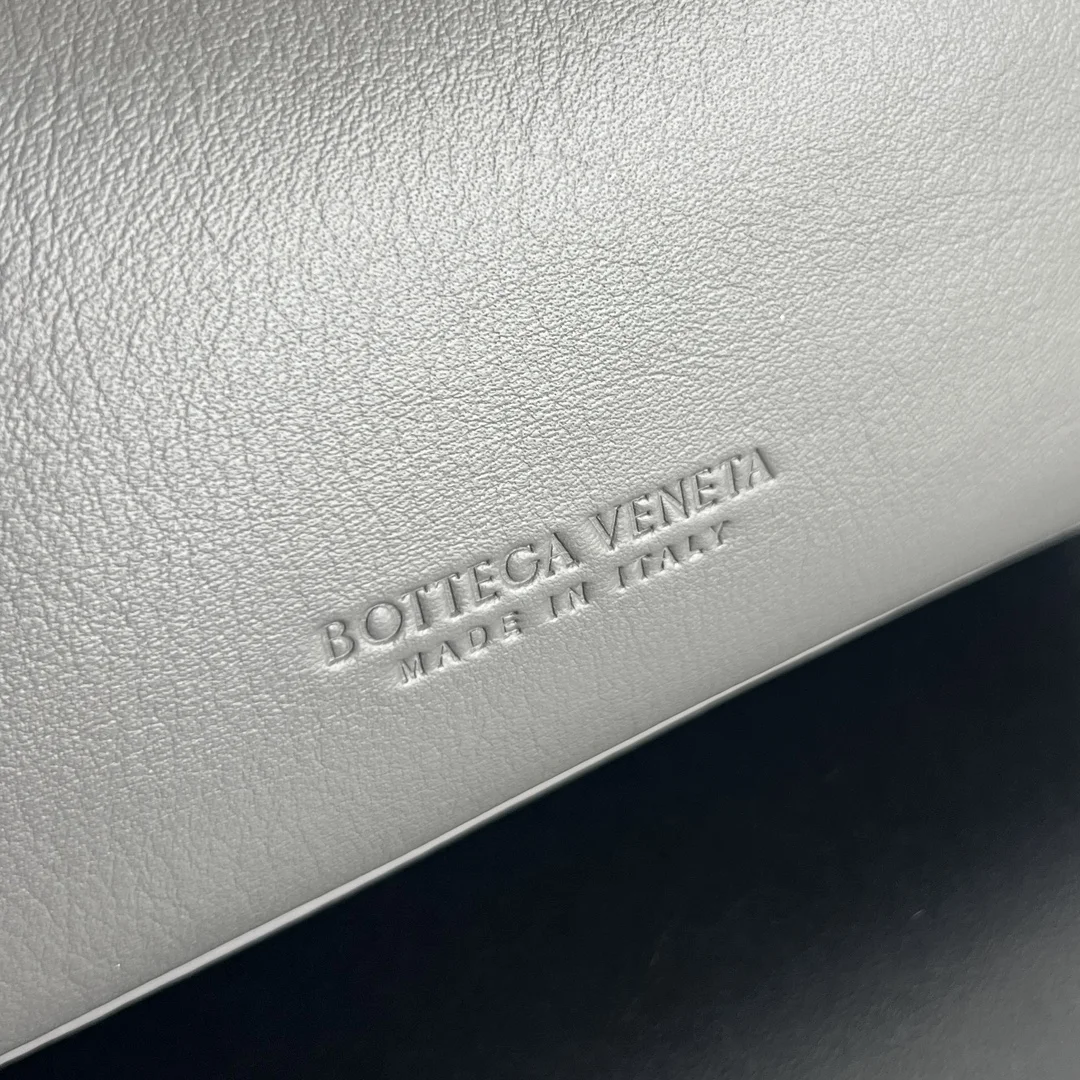BOTTEGA VENETA Top Handle Bags Calf Leather (Grey-Gold) 25X22X10 A080202608080853 - Image 8