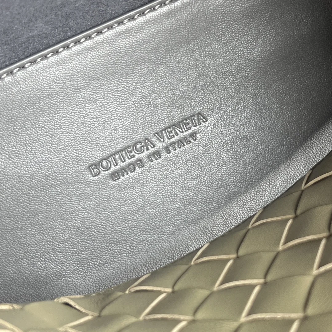BOTTEGA VENETA Top Handle Bags Calf Leather (Grey-Gold) 25X22X10 A080202608080853 - Image 9
