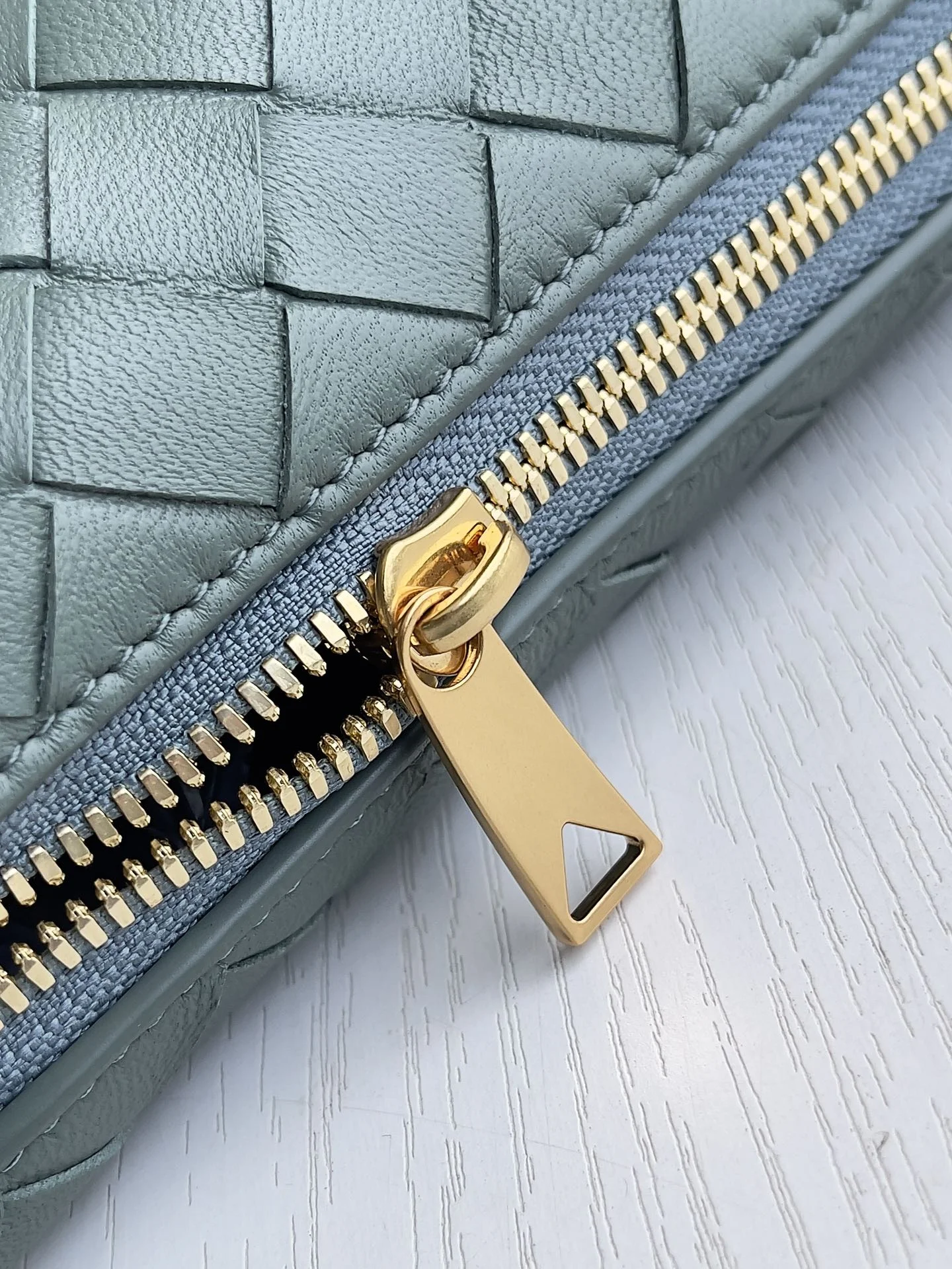BOTTEGA VENETA Top Handle Bags Intrecciato Leather (Blue-Gray) 22X13X9CM F80202608080219 - Image 6