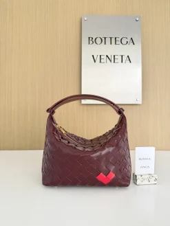 BOTTEGA VENETA Top Handle Bags Intrecciato Leather (Burgundy-Red) 22X13X9CM F80202608080205