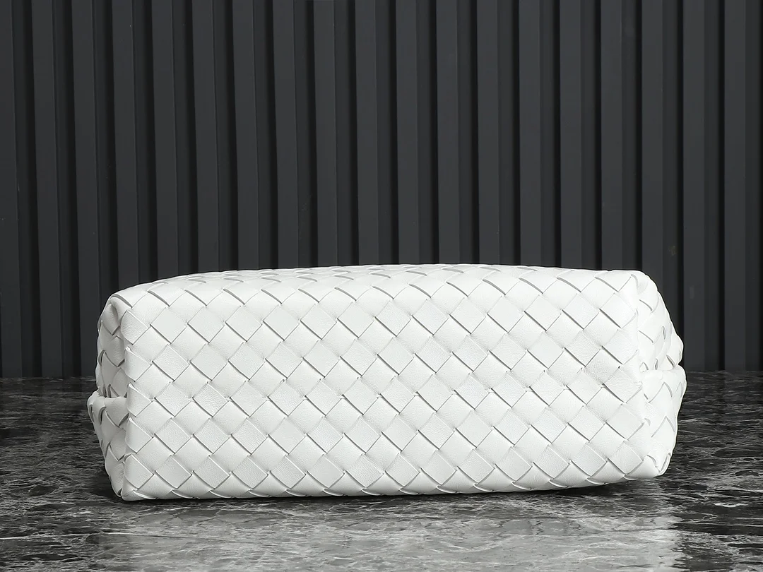 BOTTEGA VENETA Top Handle Bags Nappa Lambskin (White-Gold) 32X24X12 A130202608080560 - Image 4