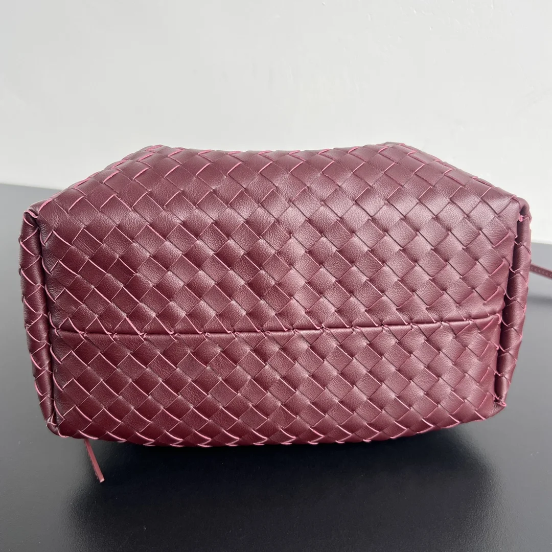 BOTTEGA VENETA Totes Bags Intrecciato Leather (Burgundy-Blue) 15X24X12CM H80202608080634 - Image 3