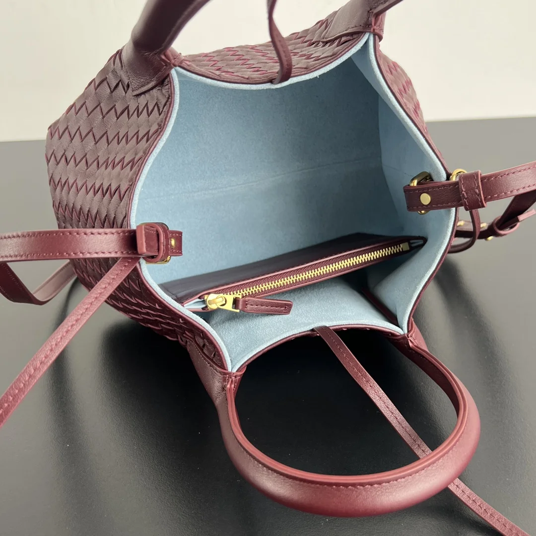 BOTTEGA VENETA Totes Bags Intrecciato Leather (Burgundy-Blue) 15X24X12CM H80202608080634 - Image 5