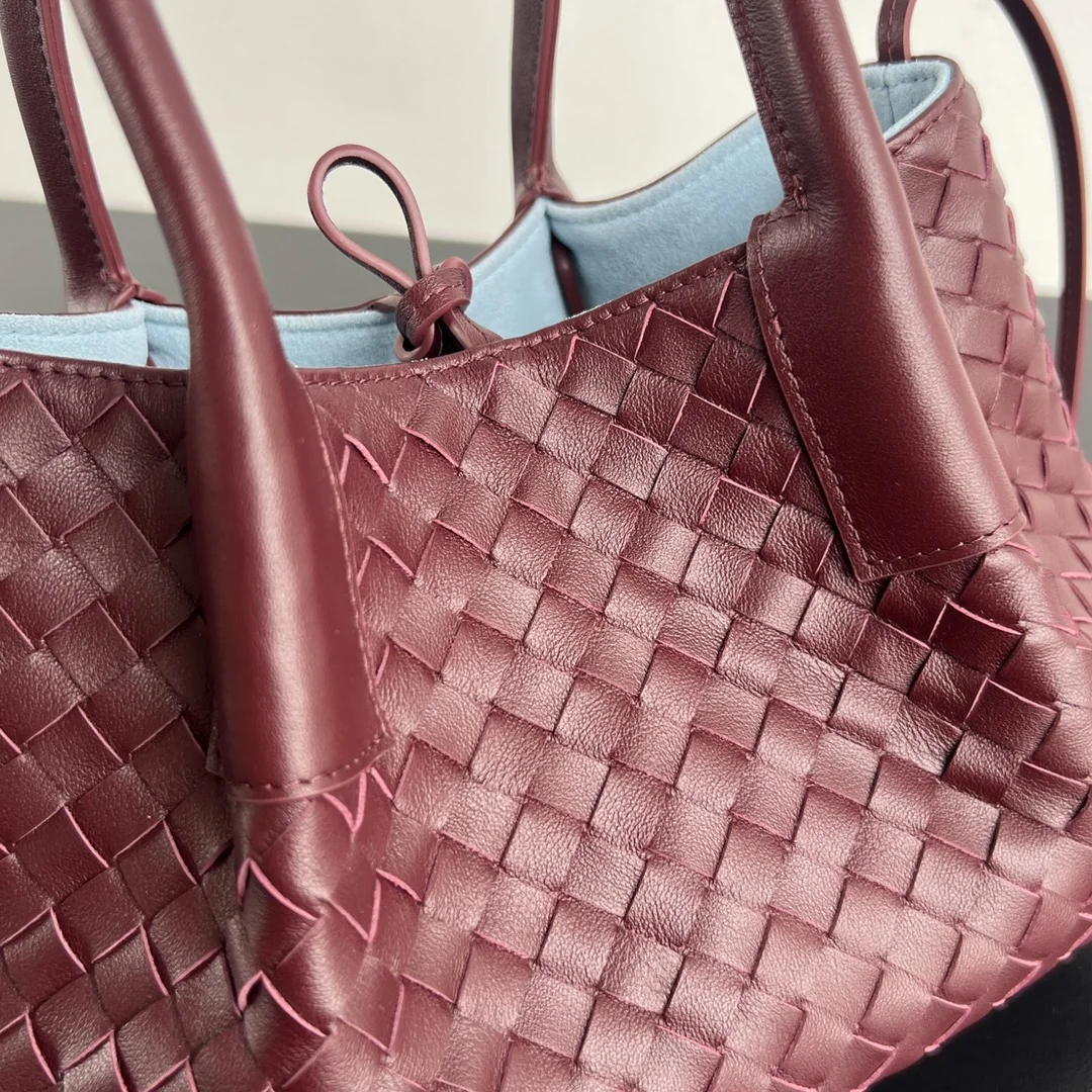 BOTTEGA VENETA Totes Bags Intrecciato Leather (Burgundy-Blue) 15X24X12CM H80202608080634 - Image 7