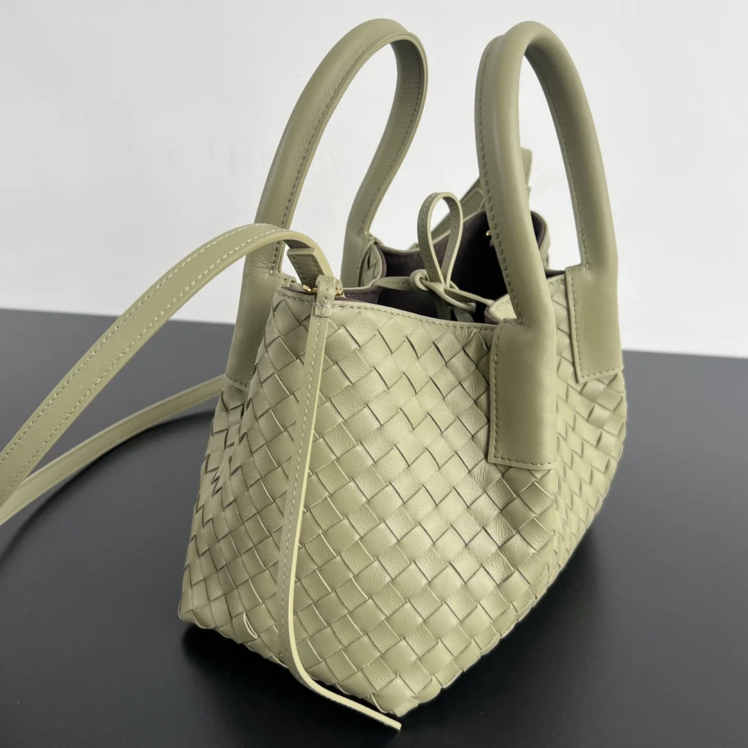 BOTTEGA VENETA Totes Bags Intrecciato Leather (Green) 15X24X12CM H80202608080635 - Image 2