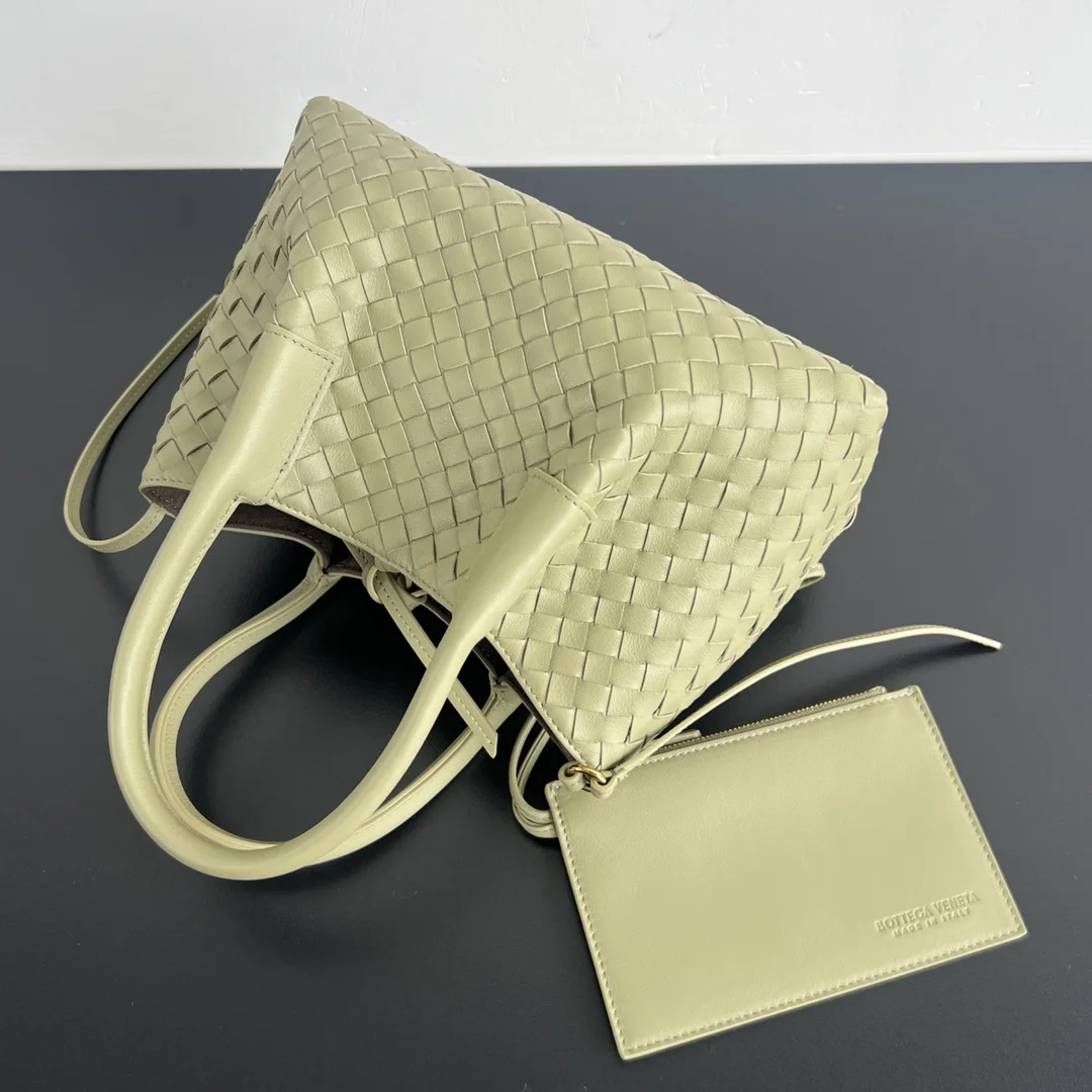 BOTTEGA VENETA Totes Bags Intrecciato Leather (Green) 15X24X12CM H80202608080635 - Image 4