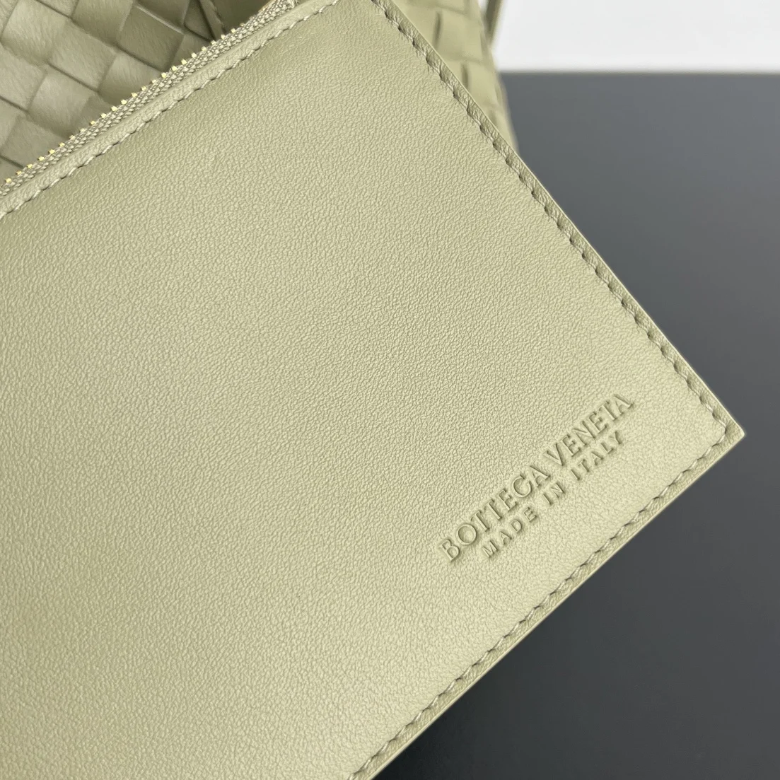 BOTTEGA VENETA Totes Bags Intrecciato Leather (Green) 15X24X12CM H80202608080635 - Image 9