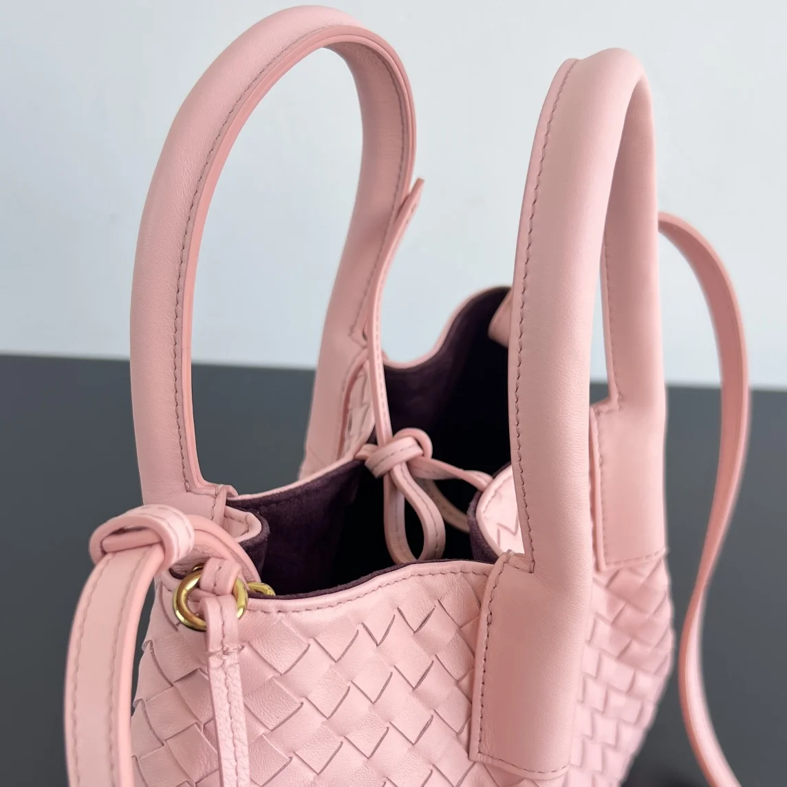 BOTTEGA VENETA Totes Bags Intrecciato Leather (Pink) 15X24X12CM I80202608080632 - Image 7