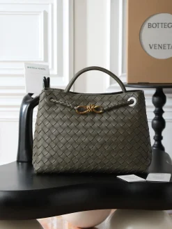 BOTTEGA VENETA Totes Bags Nappa Lambskin (Green-Gold) 32X24X12 A130202608080552