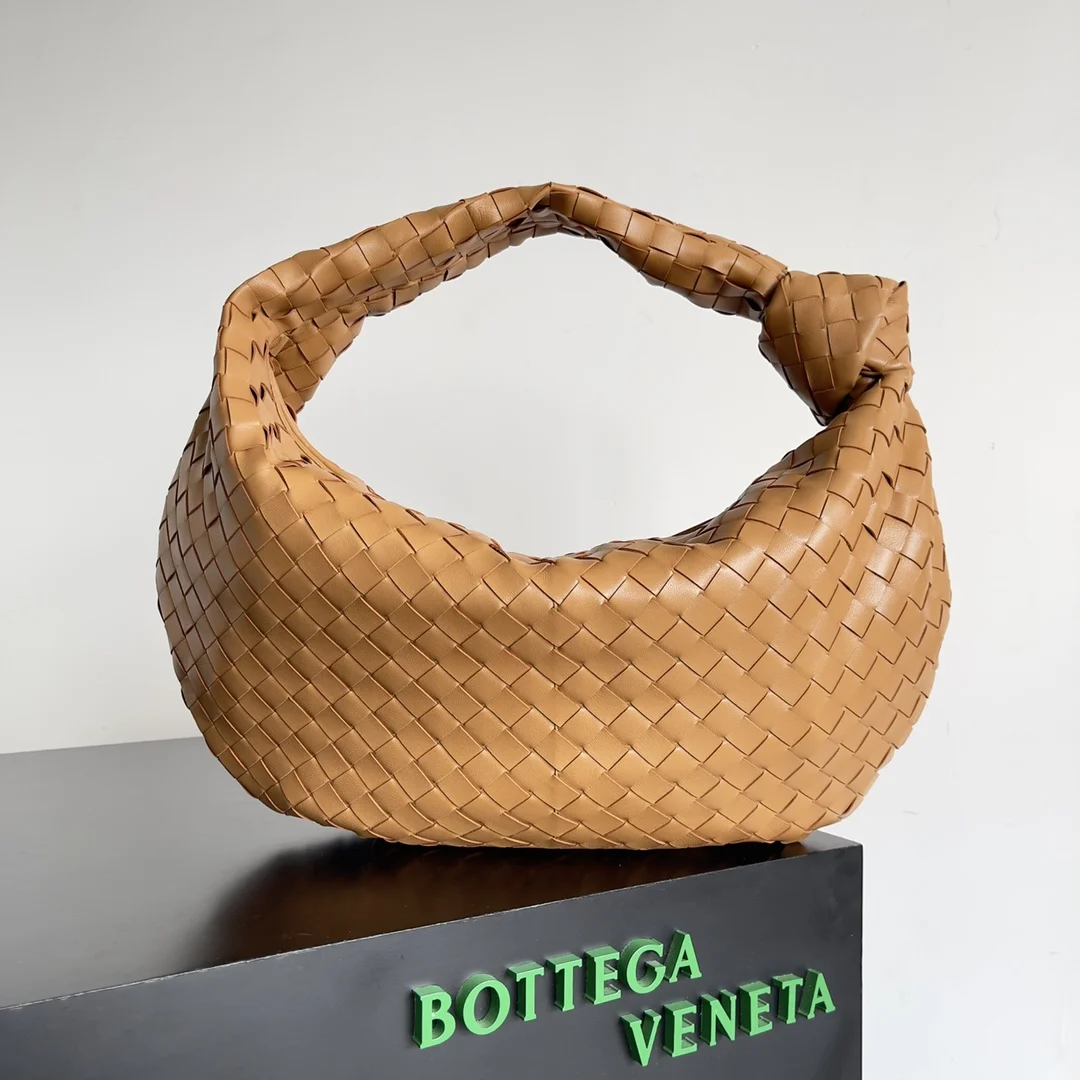 BOTTEGA VENETA Trend Bags Intrecciato Leather (Brown) 48X40X16CM I30202608080031