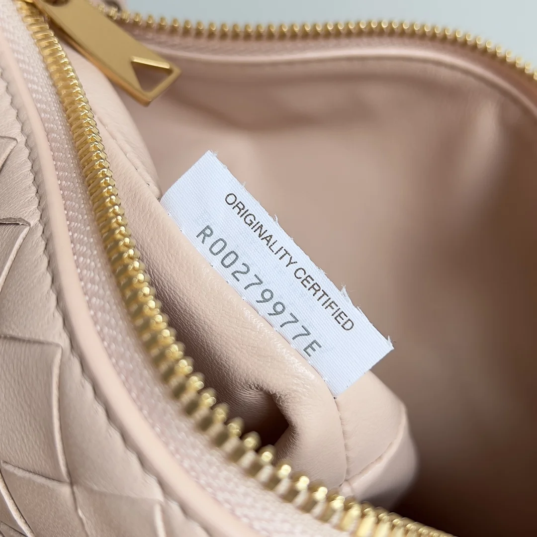 BOTTEGA VENETA Trend Bags Nappa Lambskin (Beige) 22X13X9 F80202608080238 - Image 7