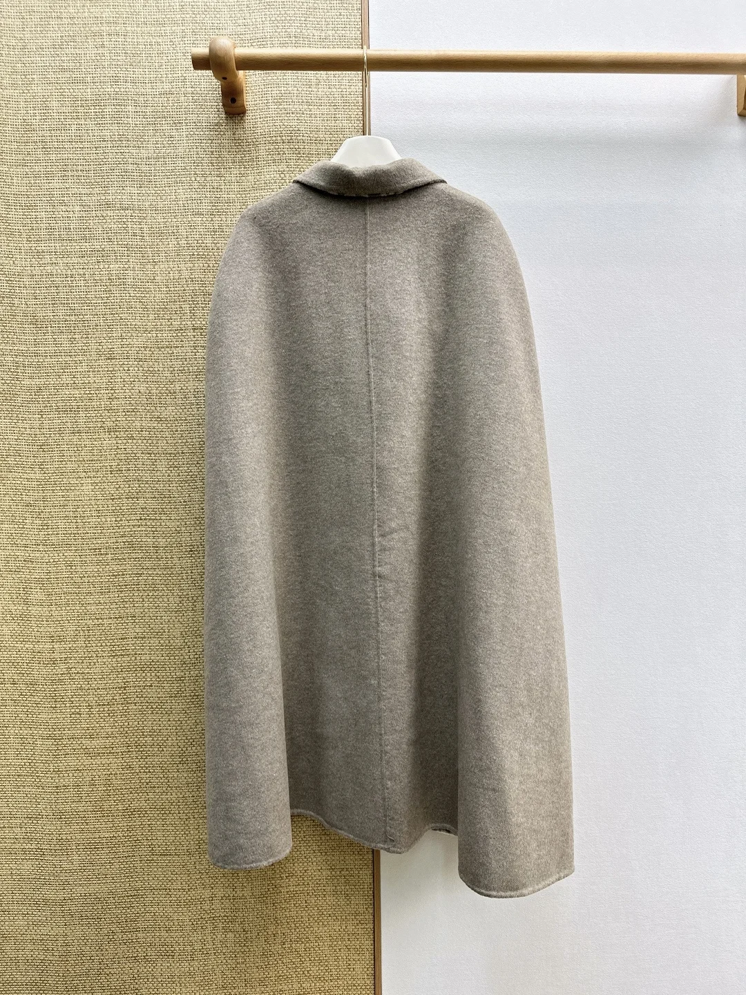 BURBERRY Coats Cashmere One Size G00202608041038 - Image 9