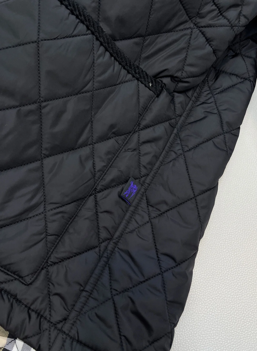 BURBERRY Jackets Nylon Down S M L XL C55202608040109 - Image 4
