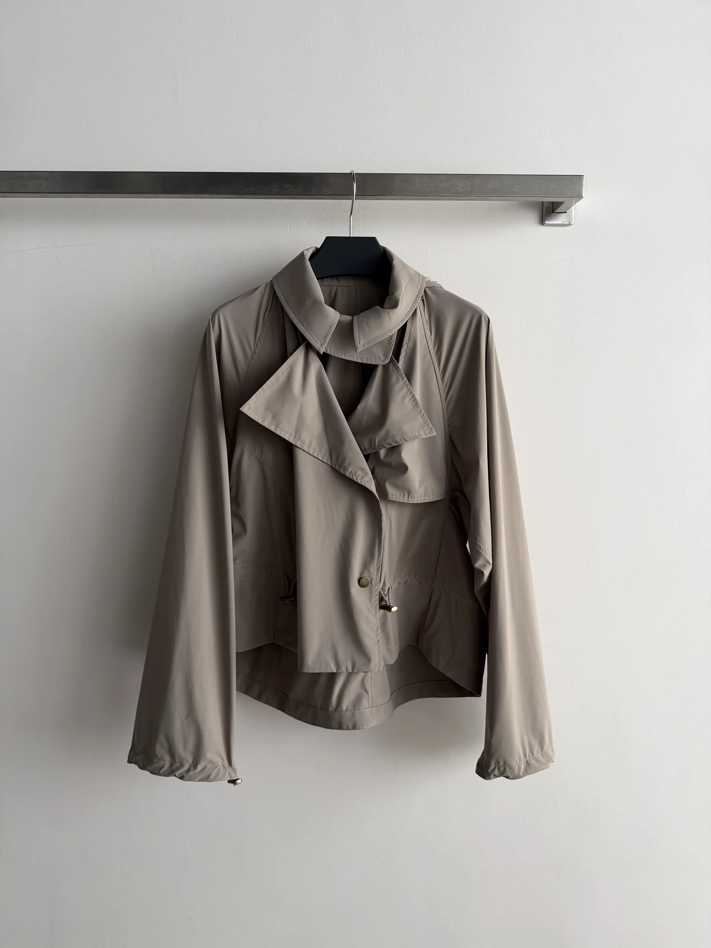 BURBERRY Jackets Nylon S-M-L C65202608040548