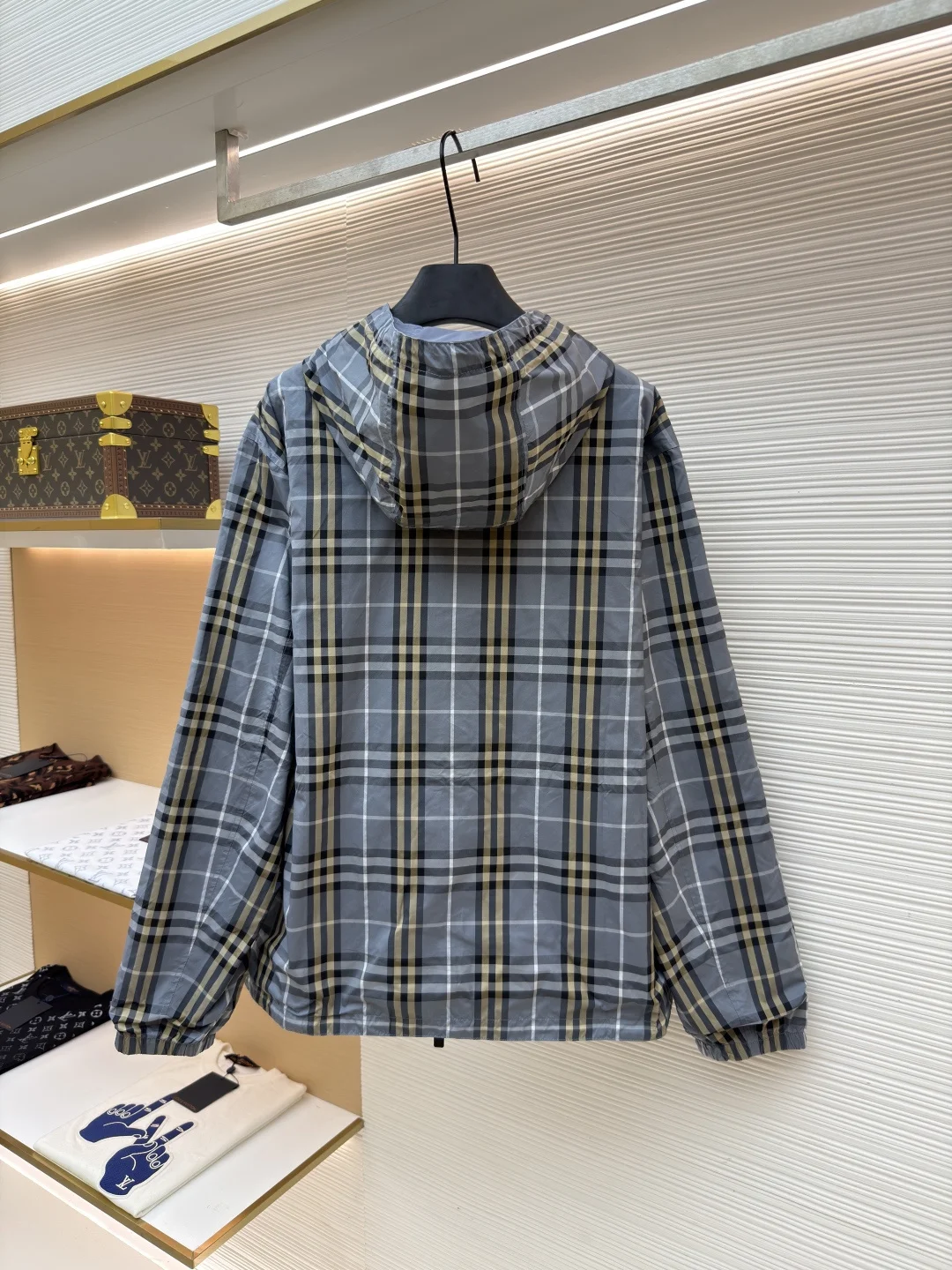 BURBERRY Jackets Polyester Polyamide S-XL C05202608060201 - Image 4