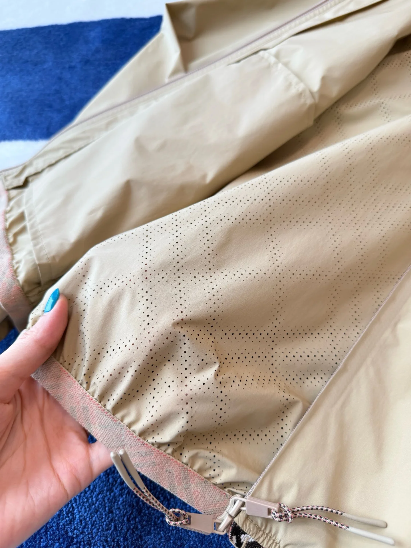 BURBERRY Jackets Polyester S-M-L C85202608042655 - Image 9
