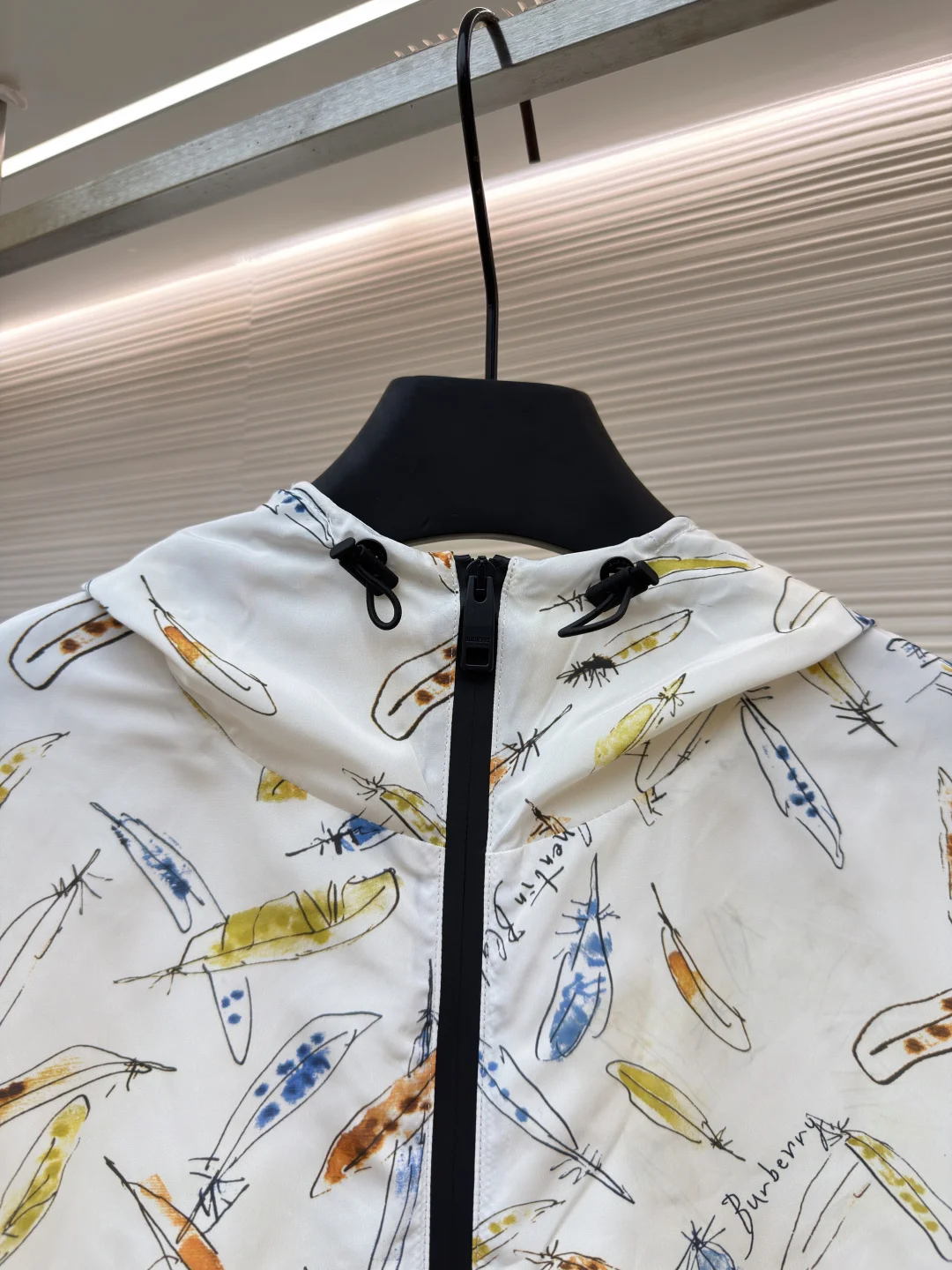 BURBERRY Jackets S-L C05202608060174 - Image 3