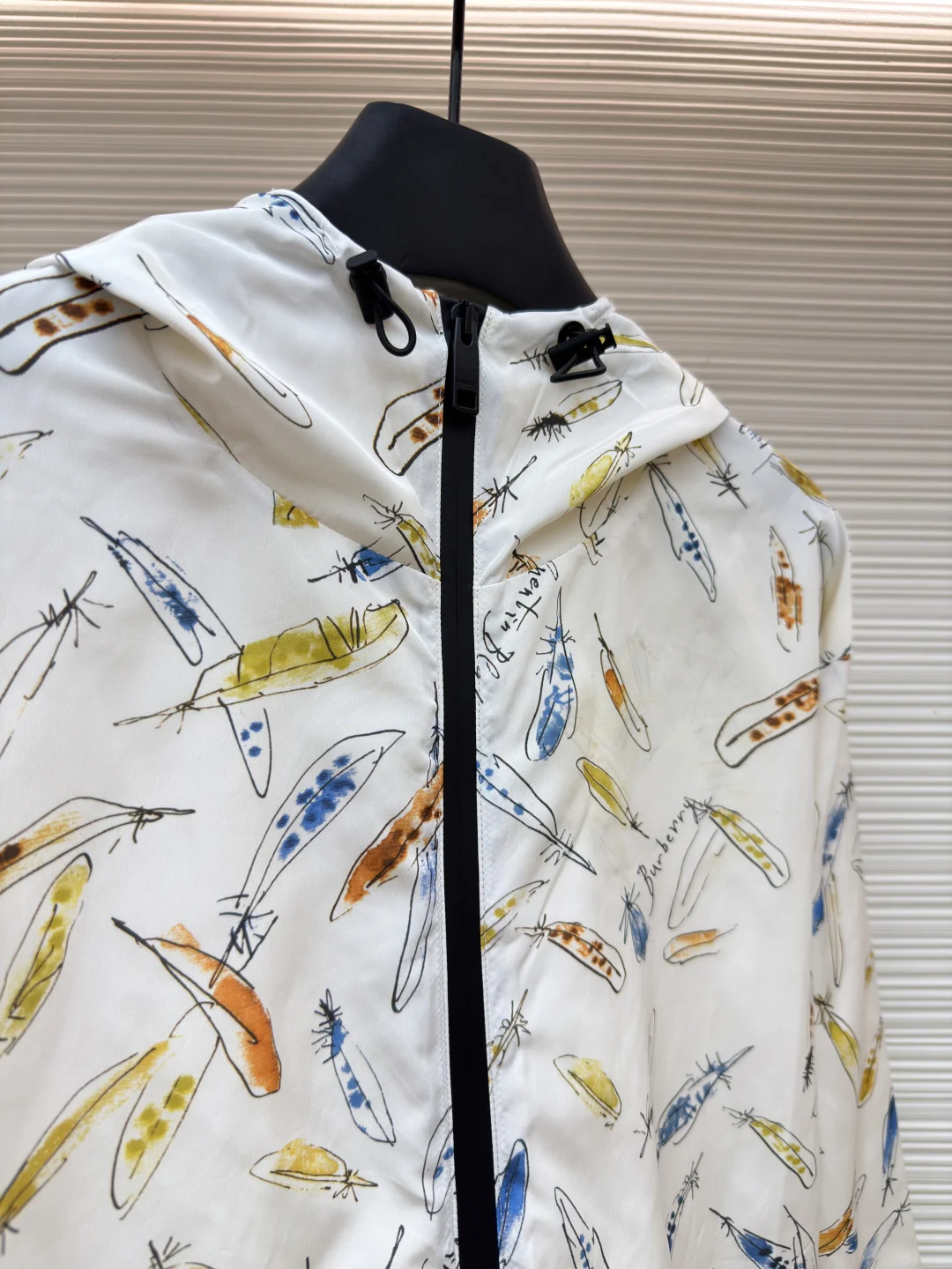 BURBERRY Jackets S-L C05202608060174 - Image 8