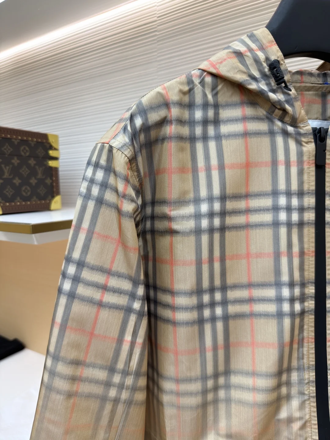BURBERRY Jackets S-L C15202608060161 - Image 4