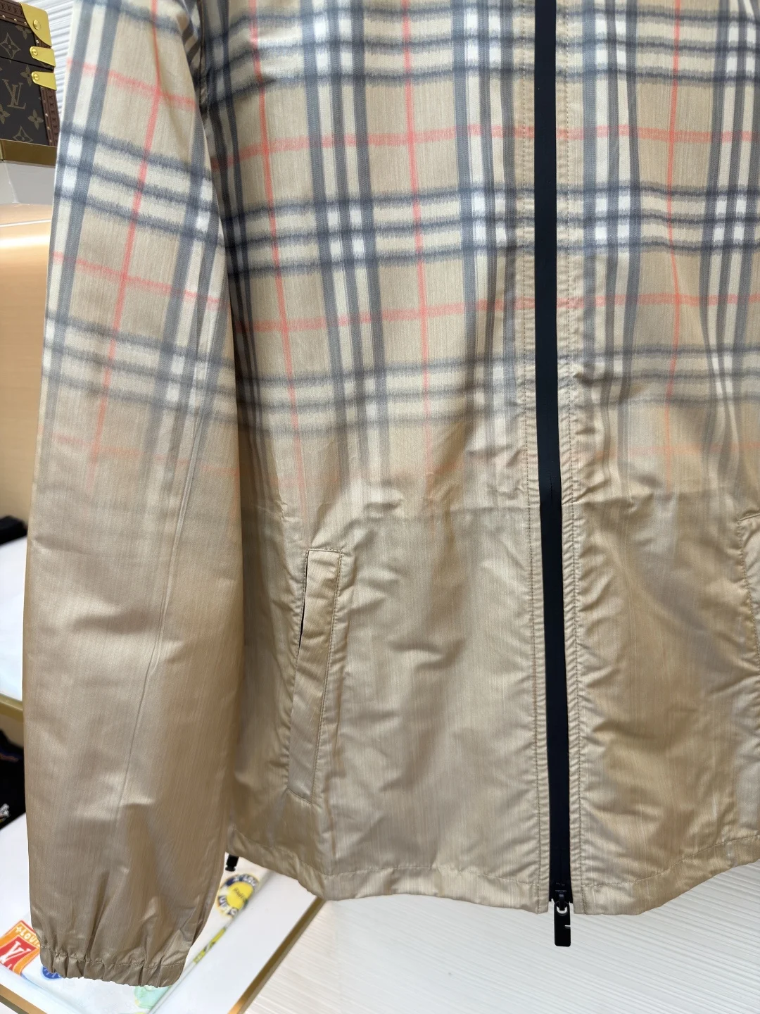 BURBERRY Jackets S-L C15202608060161 - Image 6