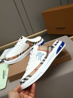 Alternative view of BURBERRY Slides Calfskin & Lambskin EU38-44 A70202608030342