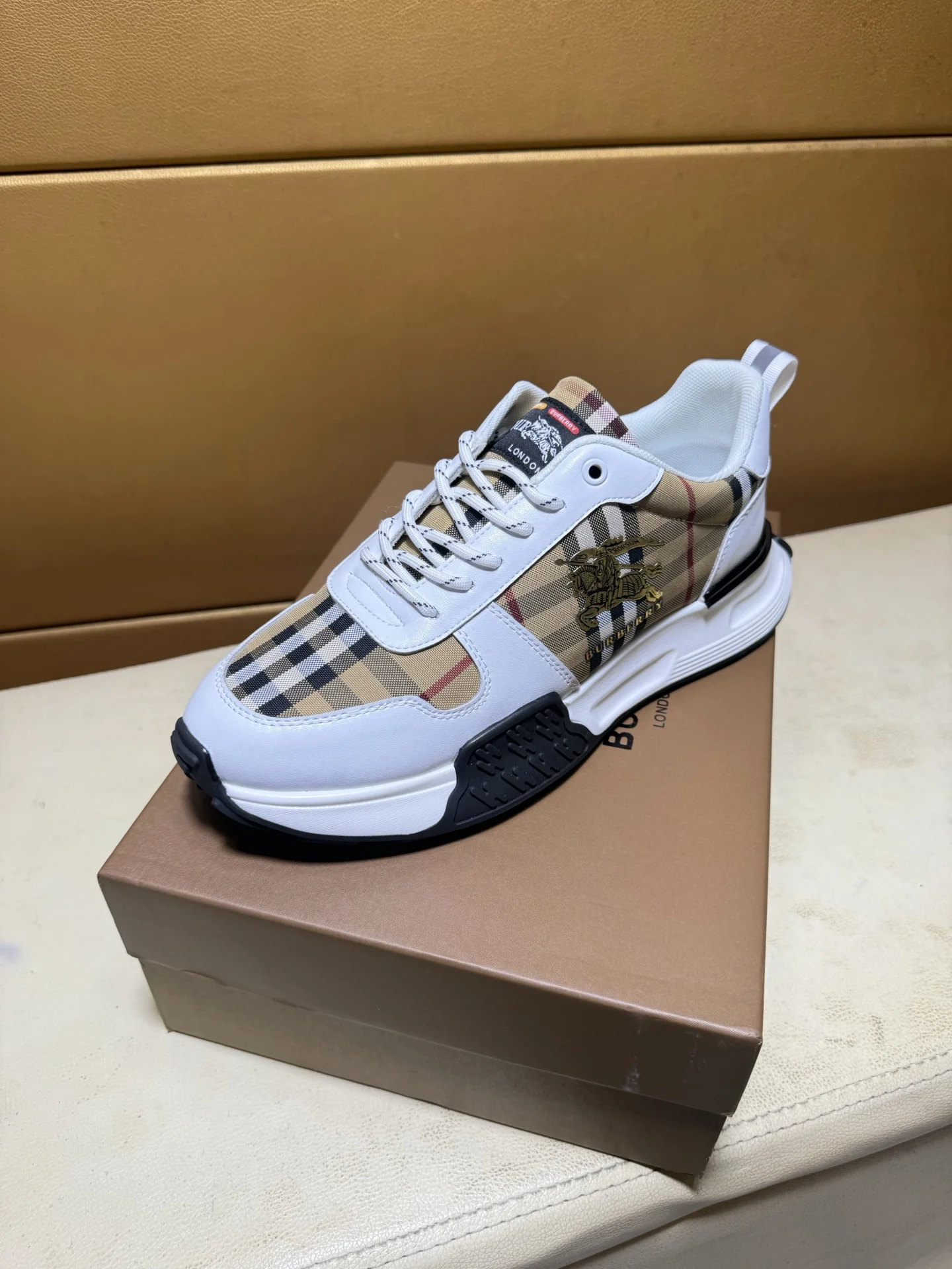 BURBERRY Sneakers Leather EU38-44 B20202608030442 - Image 3