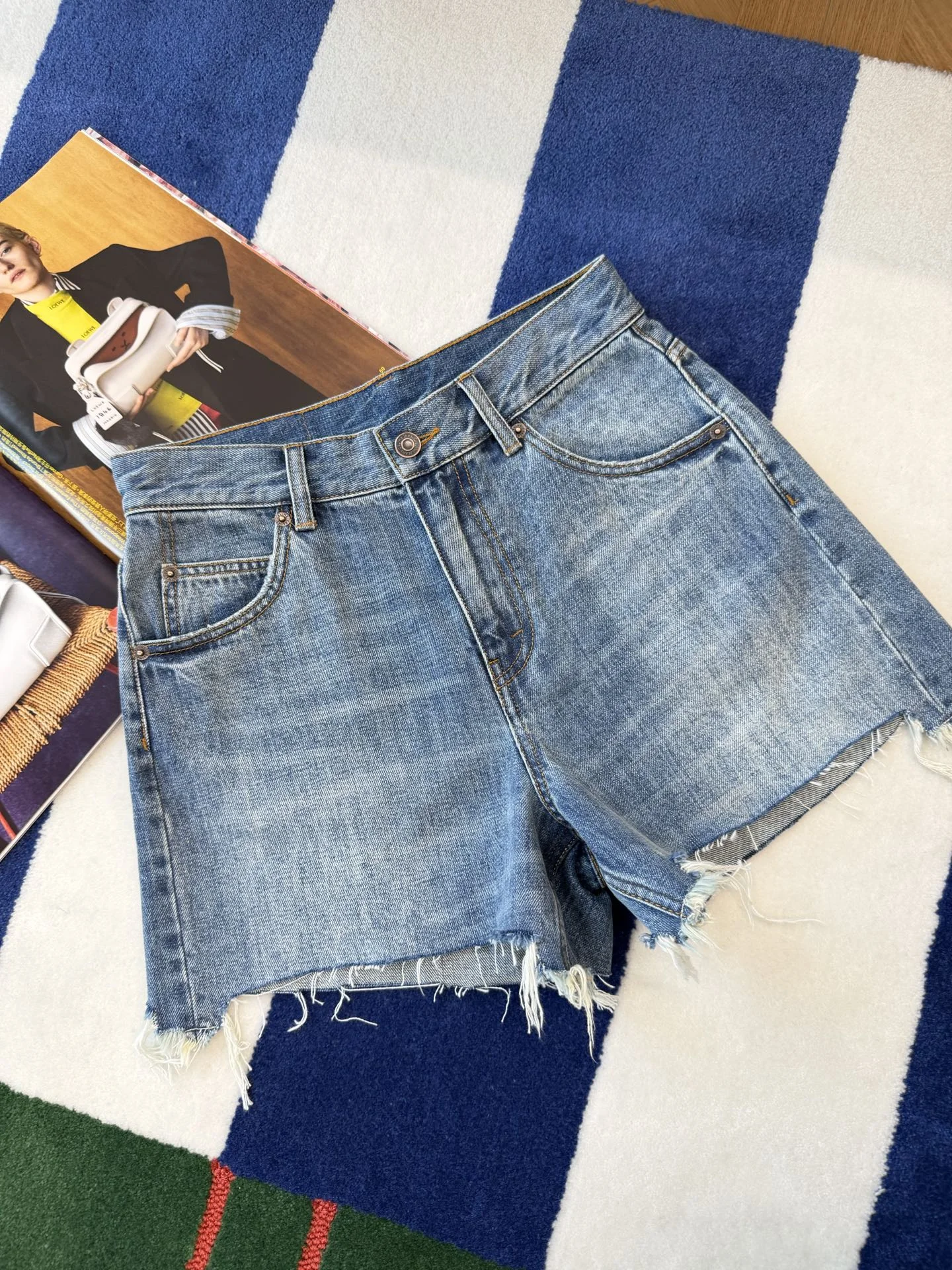 CELINE Shorts Denim S-M-L B85202608041777 - Image 3