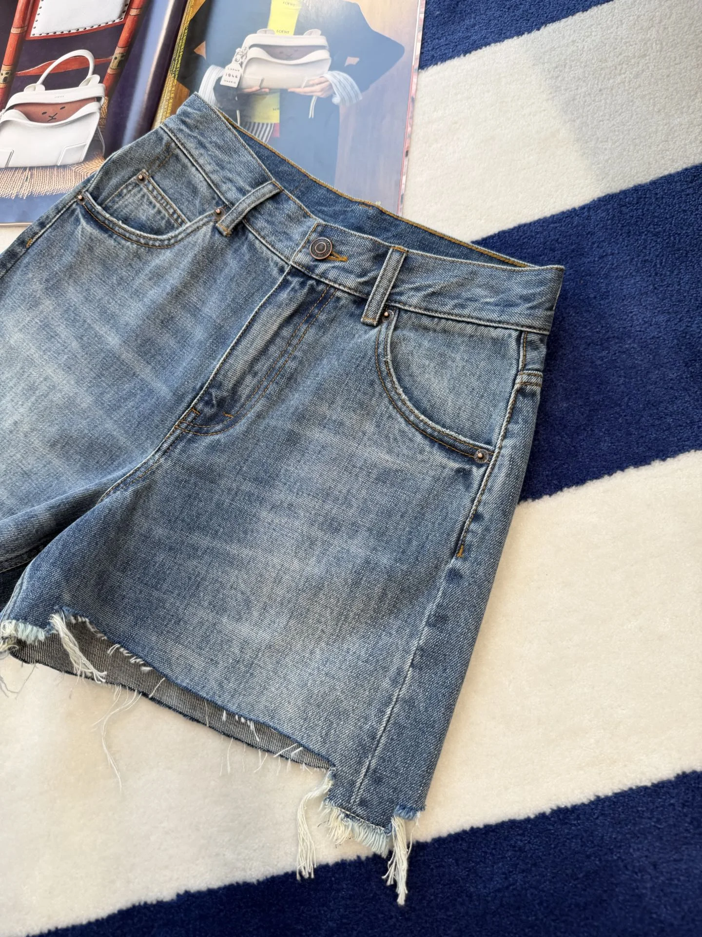 CELINE Shorts Denim S-M-L B85202608041777 - Image 4