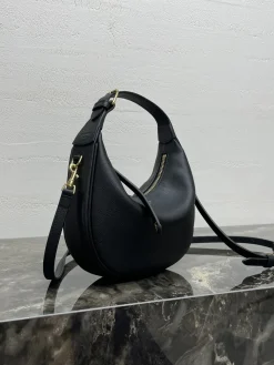 Alternative view of CELINE Shoulder Bags Calfskin Leather (Black-Gold) 21X24X5CM G20202608091008