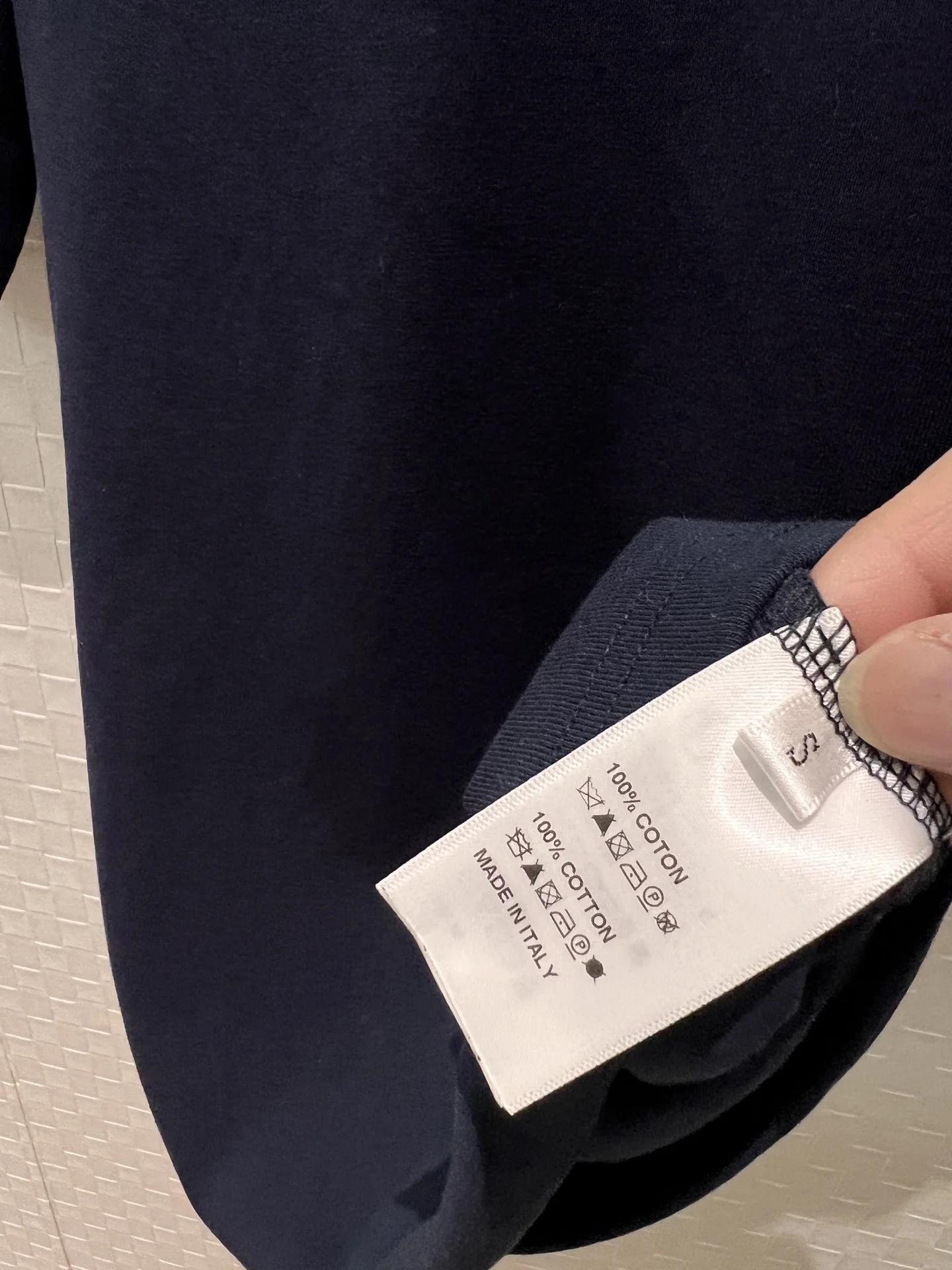 CELINE T-shirts Cotton S-M-L A60202608040991 - Image 4