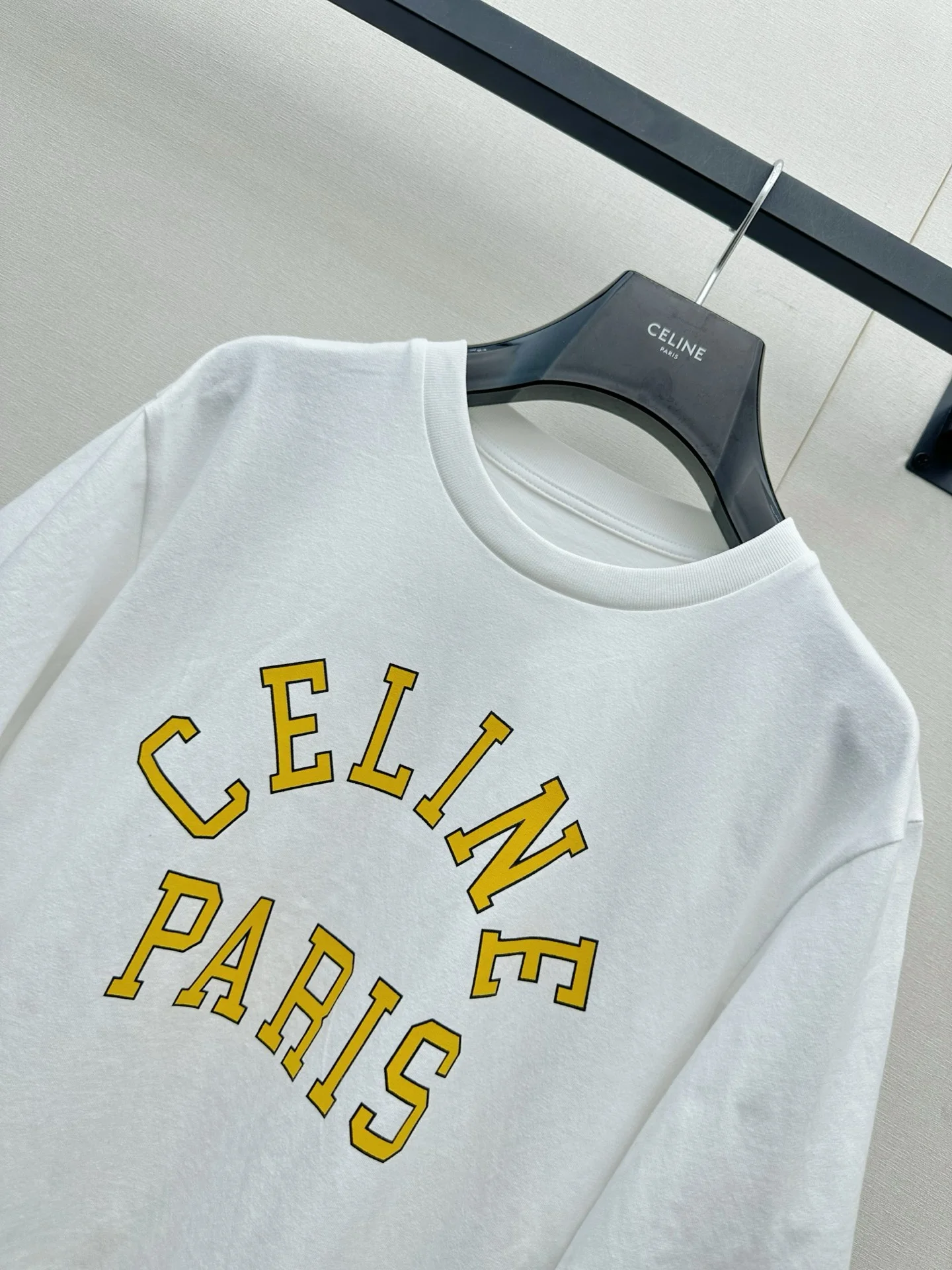 CELINE T-shirts Cotton S-M-L A75202608042875 - Image 4